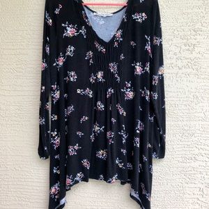 American Rag Plus Size Black Floral Peasant Top